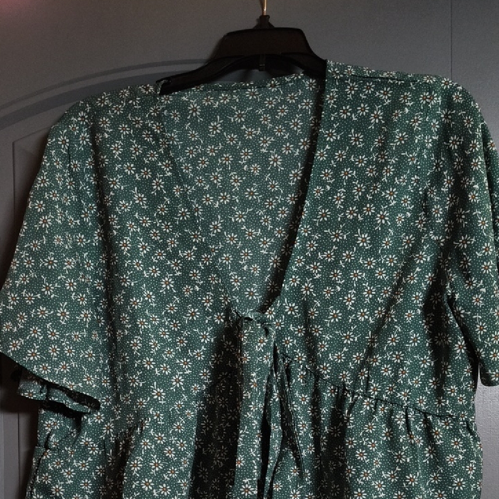 Floral Green Women's Top